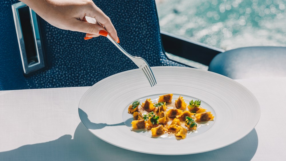 Six-Course Tasting Menu for Two at Al Muntaha