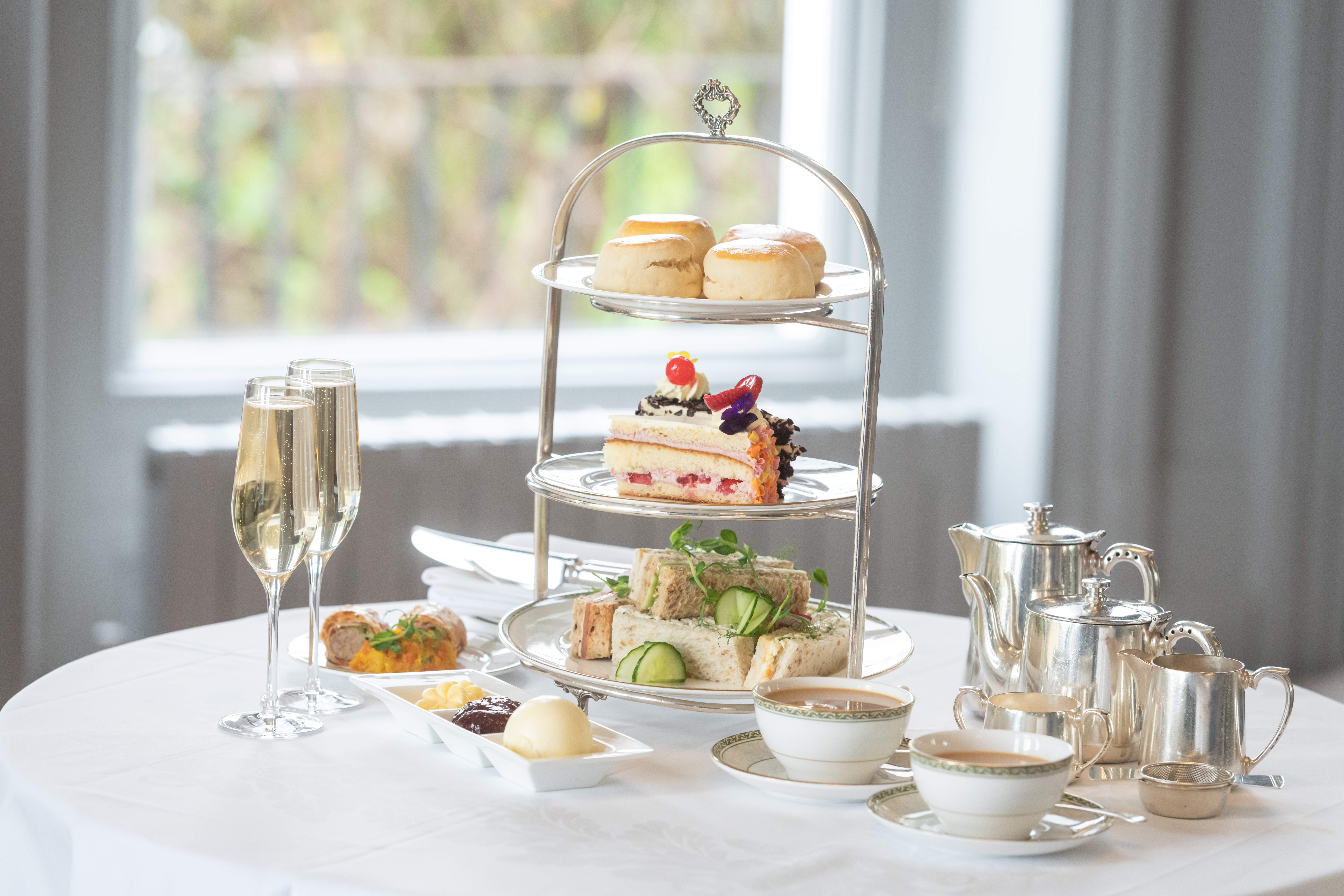 Canard-Duchêne Champagne Afternoon Tea For One (Friday to Sunday)