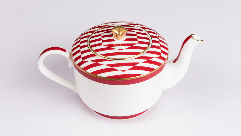 Richard Brendon Teapot – Red & Gold