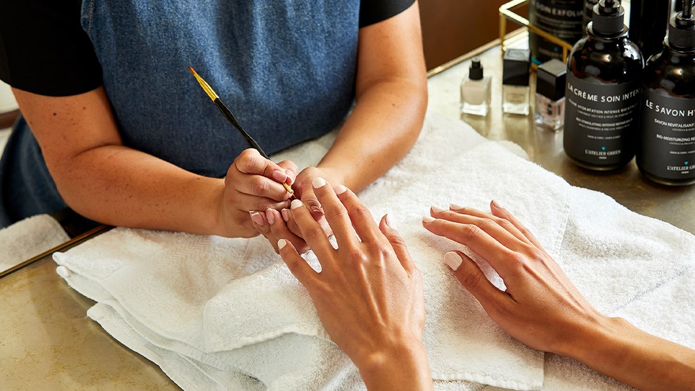 The Essential Nourishing Manicure by L'Atelier Green
