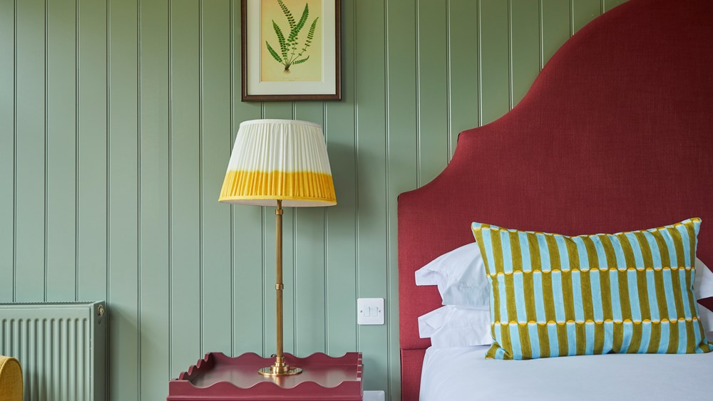 Midweek B&B for Two in a Wessex Room