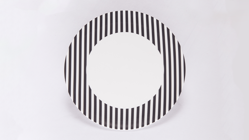 Richard Brendon Plate - Grey