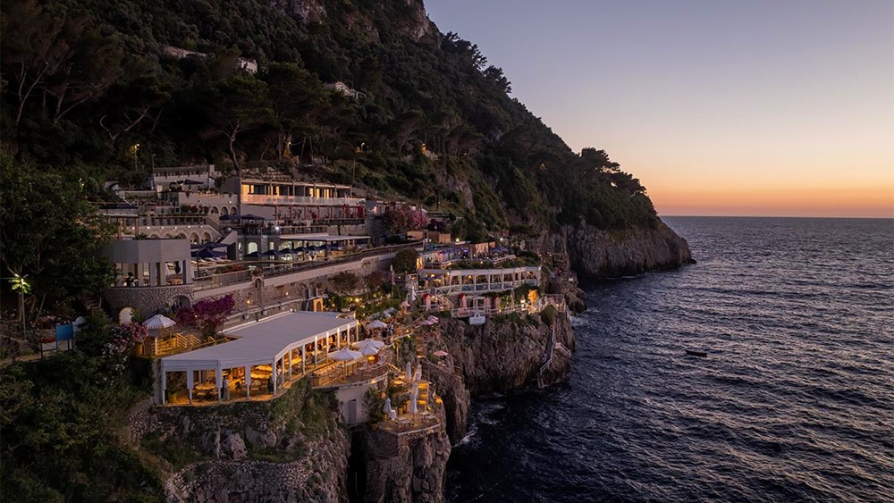 Sunset aperitivo for two at a-Ma-Re Capri