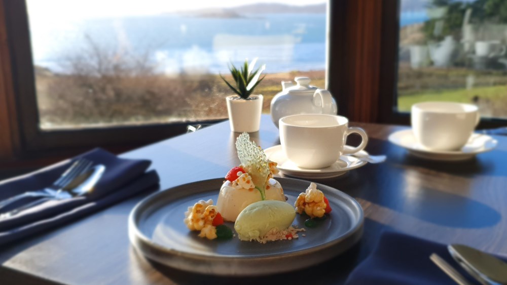2-Night Escape with Delicious A La Carte Dinner