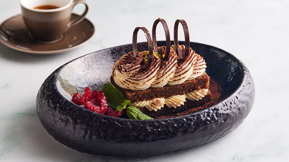 AED 1000 Dining Gift Voucher at Jumeirah Al Qasr