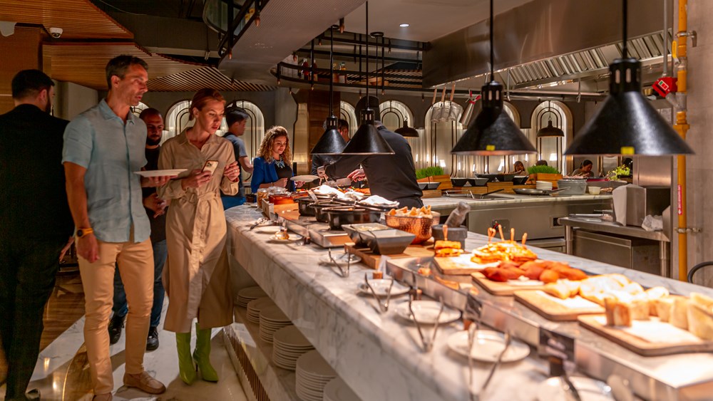 International Buffet