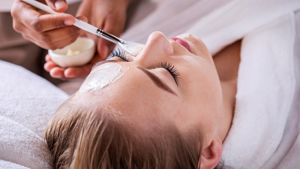 Age-Defying Facial 90 min