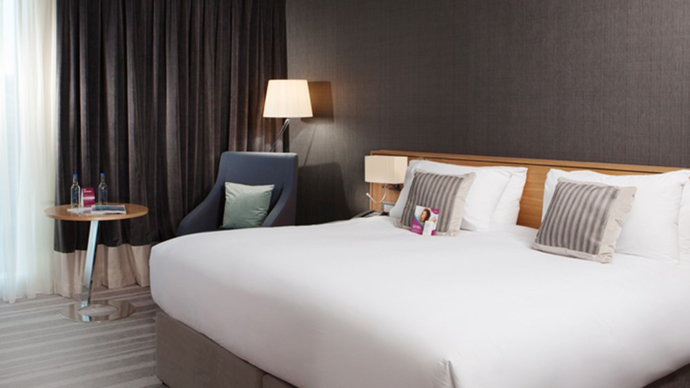 City Break - Dinner, Bed & Breakfast (Sunday- Friday Stay)